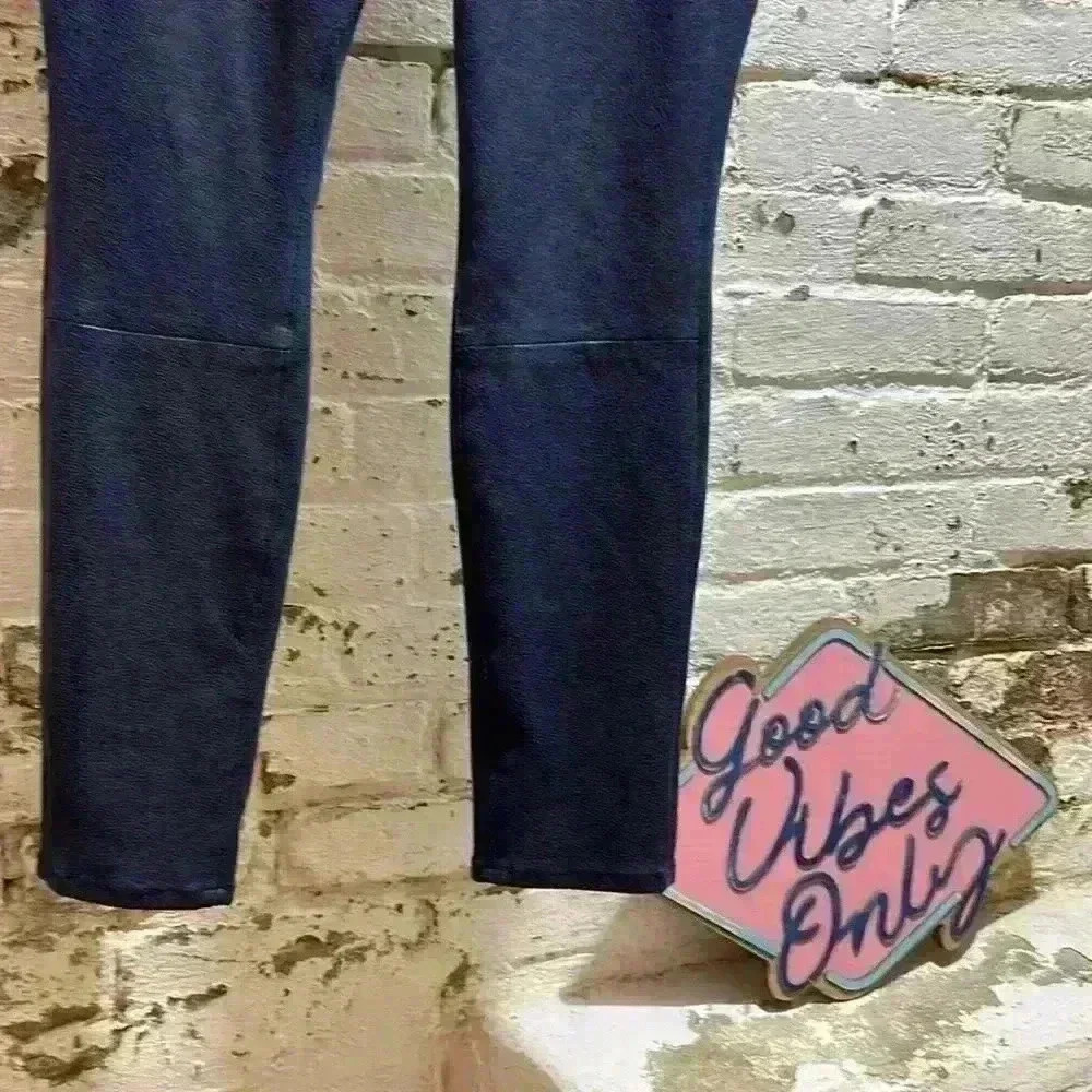 7 For All Mankind blue skinny jeans size 27 - Picture 3 of 8